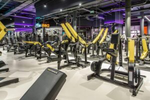 Фитнес-клуб DDX Fitness на улице Дружбы Сеть