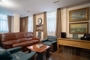 Центр предметов роскоши Barrin
