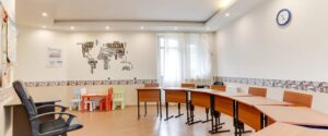 Школа английского языка Easy English School